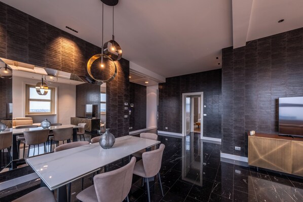 Dining - Appartamento Luxury con Balcone (Torino)