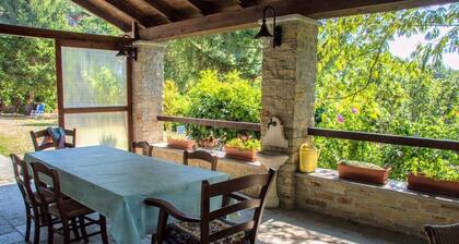 Relaxation in the countryside with the family, 10 minutes from the river