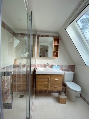 salle-de-douche-italienne-luxe-le-chirol