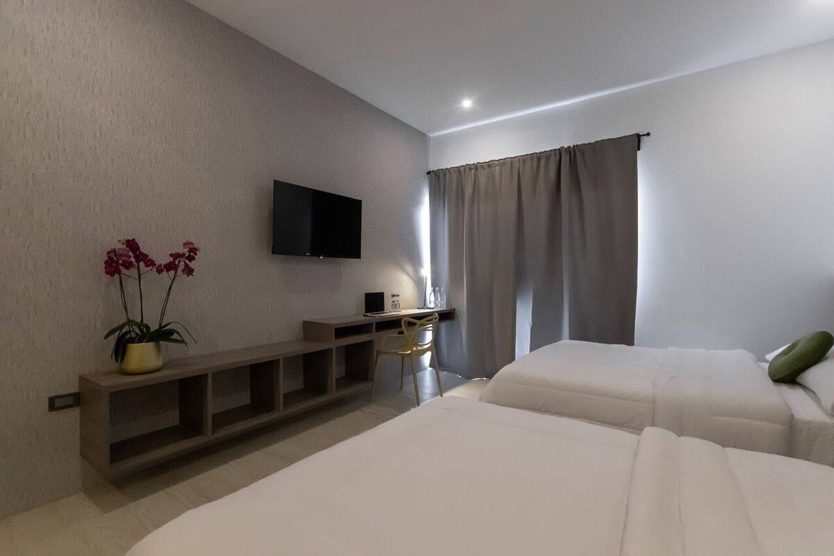 ห้องสแตนดาร์ดดับเบิล | ตู้นิรภัยในห้องพัก, Wi-Fi ฟรี