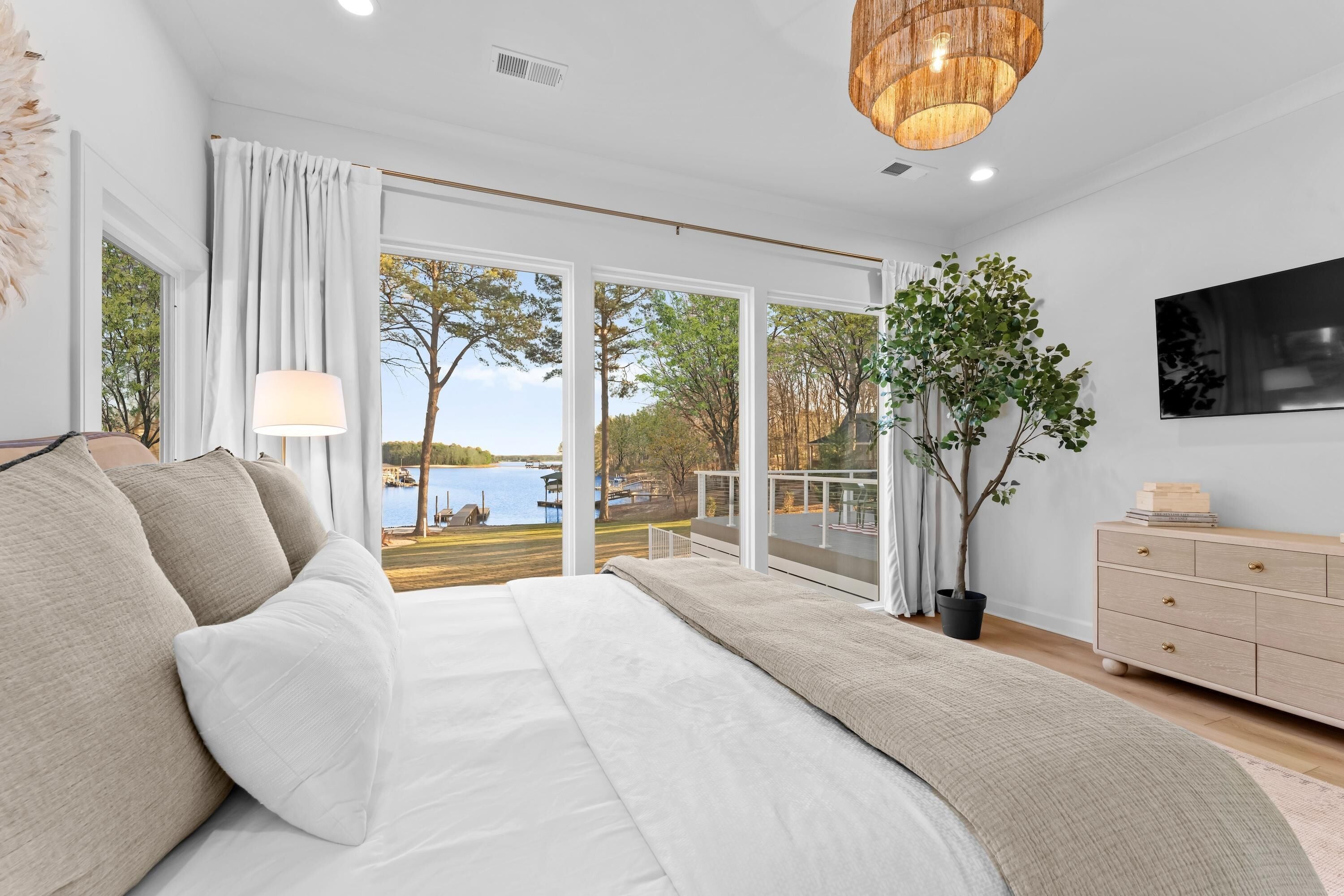 House, Multiple Beds (Blanca Bay on Brawley) | 5 bedrooms, free WiFi