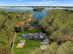Property grounds - Blanca Bay on Brawley (Mooresville)
