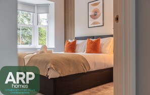 4 Schlafzimmer, Bügeleisen/Bügelbrett, WLAN, Bettwäsche