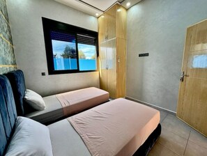 4 chambres, lit parapluie, Wi-Fi gratuit, draps fournis