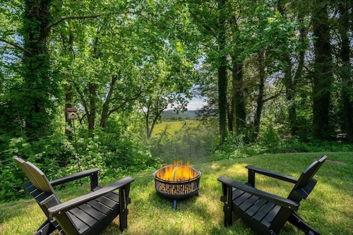 Mountain Lux Home - 5 mins to Downtown Brevard & 8 mins Pisgah National Forest!