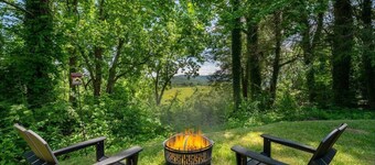 Mountain Lux Home - 5 mins to Downtown Brevard & 8 mins Pisgah National Forest!!