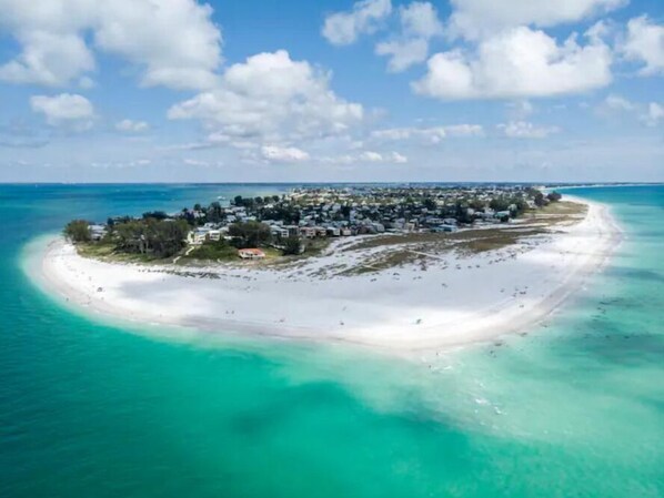 Liegestühle, Strandtücher