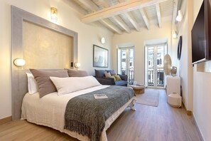 1 bedroom, iron/ironing board, WiFi, bed sheets - Luxe studio in Seville center. San Francisco I (Seville)