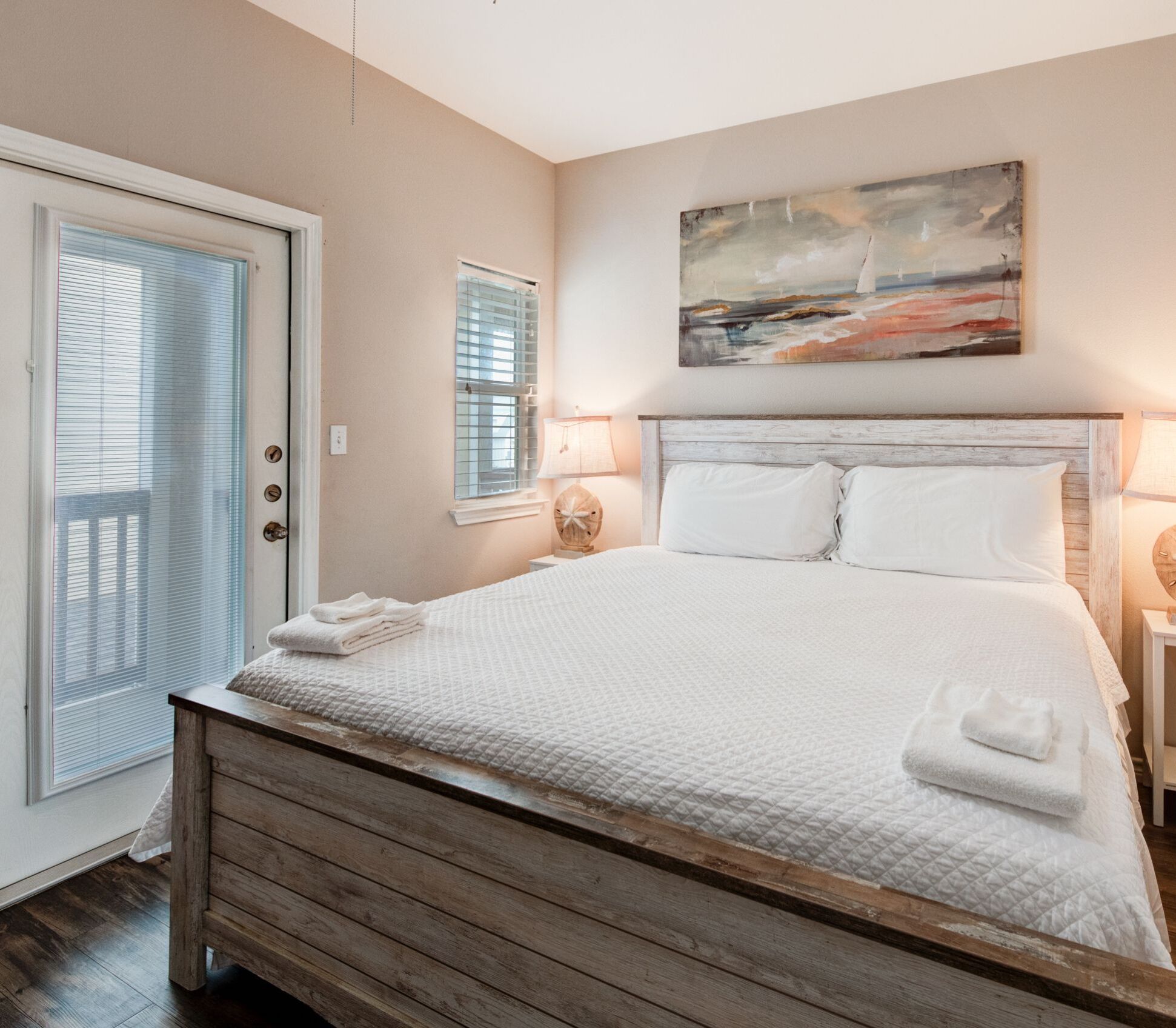 2 camere, ferro/asse da stiro, Wi-Fi gratuito, lenzuola