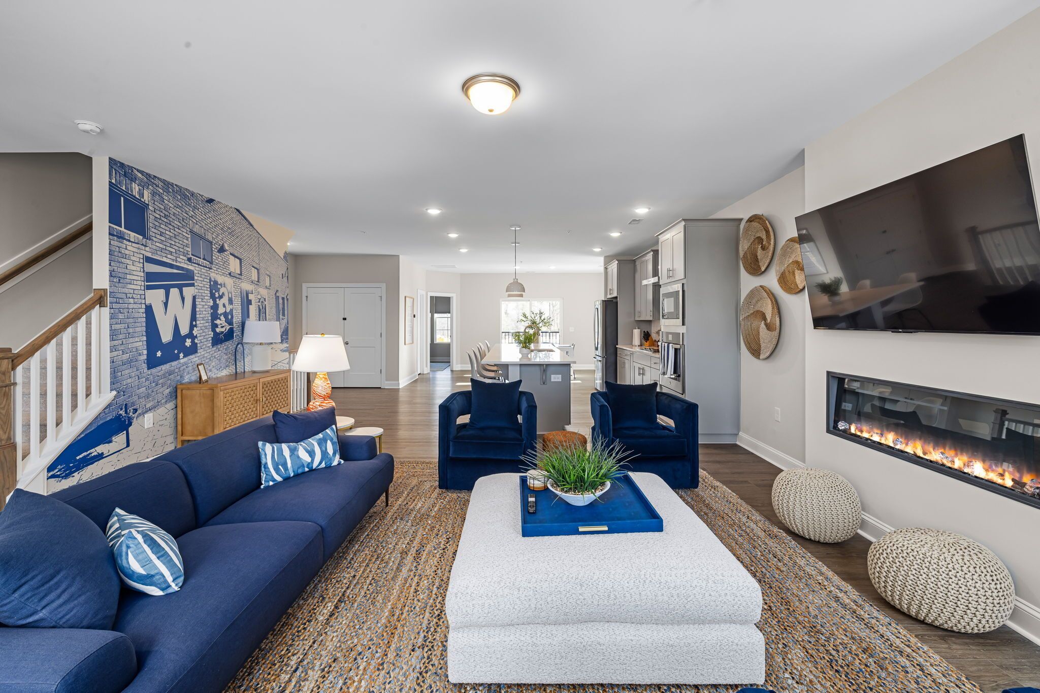 Sunset Grove - 2 Full Luxury Condos + Roof Deck, Personal Chef