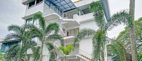 Voorkant van accommodatie