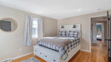 5 chambres, fer et planche à repasser, Wi-Fi, literie fournie