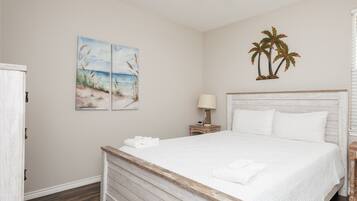 3 dormitorios, tabla de planchar con plancha, wifi gratis y ropa de cama