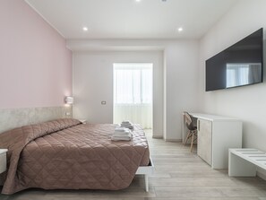 1 bedroom, WiFi, bed sheets - Rilassatevi e Godetevi il Vostro Soggiorno Presso il Mare Nostrum Apartment (Cagliari)