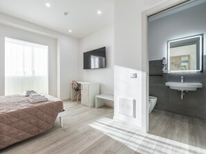 1 bedroom, WiFi, bed sheets - Rilassatevi e Godetevi il Vostro Soggiorno Presso il Mare Nostrum Apartment (Cagliari)