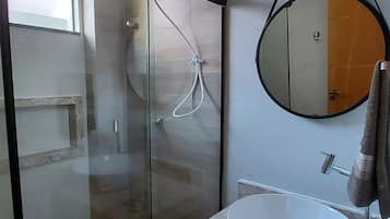 Towels, soap, shampoo, toilet paper