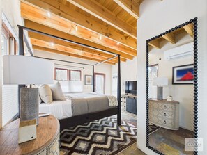 3 室のベッドルーム、アイロン / アイロン台、WiFi、ベッドシーツ