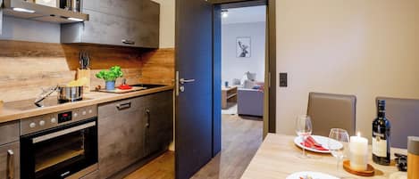 Frigorífic, forn, placa de cuina i rentaplats
