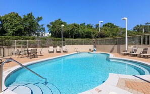 A heated pool - 30A Gulf Views & Beach Access (Santa Rosa Beach)