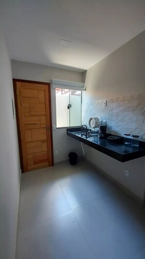 Interior - Morada do Sol Suites - Suite 06 (Centro Arraial do Cabo)