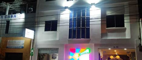 Majoituspaikan julkisivu