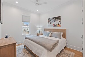 8 slaapkamers, een strijkplank/strijkijzer, gratis wifi, beddengoed