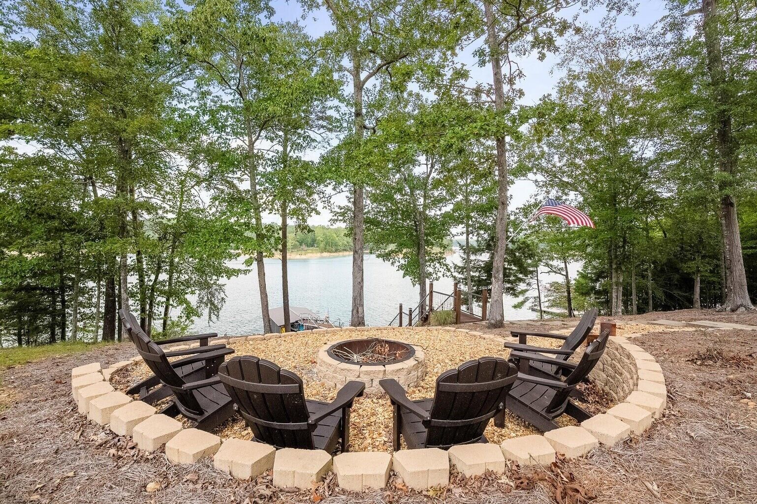 Fire pit for smores