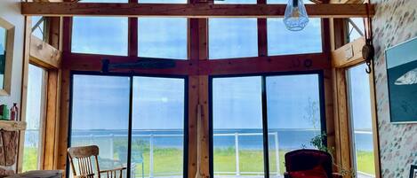 Books, music library, stereo