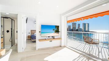 1 slaapkamer, een strijkplank/strijkijzer, gratis wifi, beddengoed