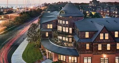 Gorgeous Wyndham Inn at Long Wharf Resort - Newport, RI