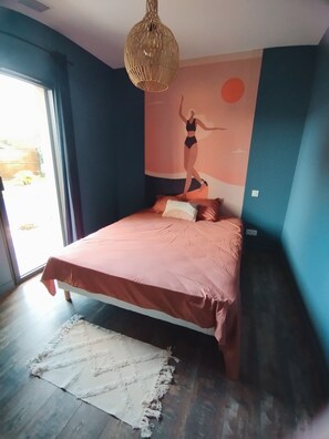 4 chambres, bureau, Wi-Fi gratuit, draps fournis