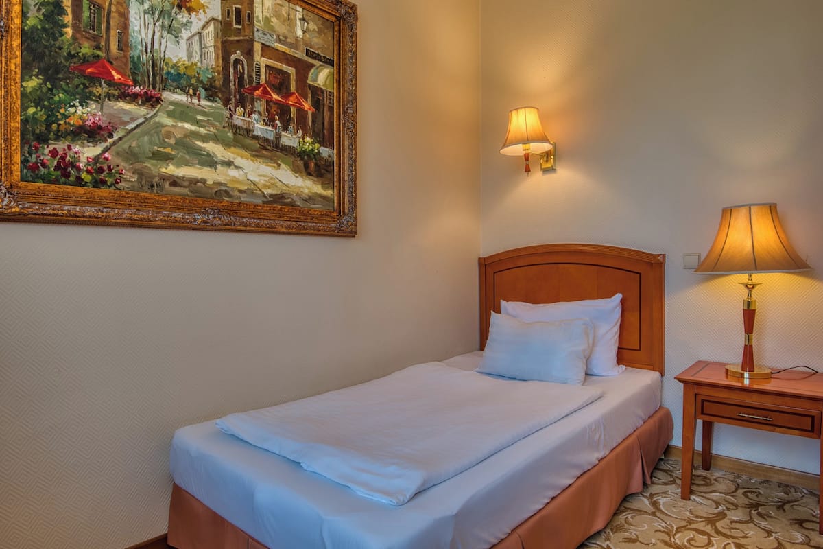 Chambre | Bureau, chambres insonorisées, Wi-Fi gratuit, draps fournis