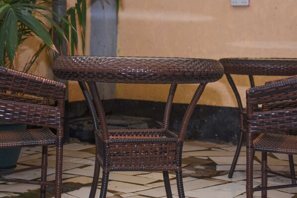 32-inch plasma TV with premium TV channels