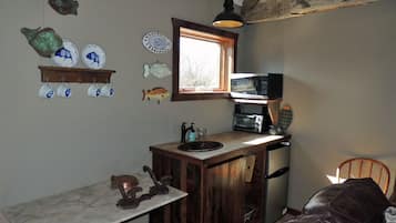 Fridge, microwave, toaster, cookware/dishes/utensils