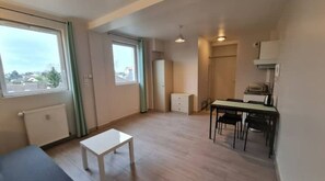 Interior - Jeter L'ancre (Montfermeil)