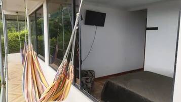 Habitación básica con 1 cama doble o 2 individuales | Wifi gratis