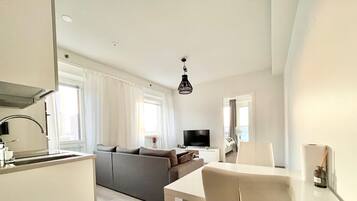 Premium Apartment | 1 bedroom, desk, blackout curtains, iron/ironing board