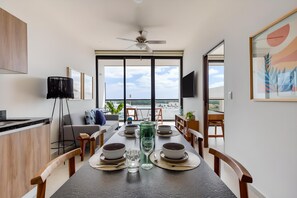 Family Apartment | Dining room - San Francisco by Andiani Travel (Cancun)