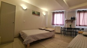 WiFi, bed sheets - Un Doux Refuge (Montfermeil)