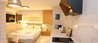 Siroa Mystic - A chic nest in the heart of Hermoupoli