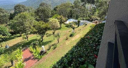 Castle Vallakalil Homestay, Luxury at a decient Price