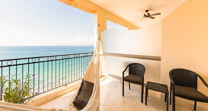 Garza Blanca Oceanside studio with stunning décor, views, and comfort.