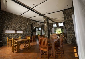 Restaurant - Imbogo Diners and Lounge (Kisoro)