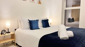 3 bedrooms, iron/ironing board, WiFi, bed sheets