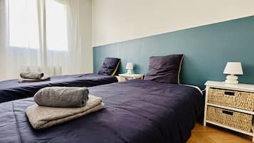 2 slaapkamers, een strijkplank/strijkijzer, gratis wifi, beddengoed