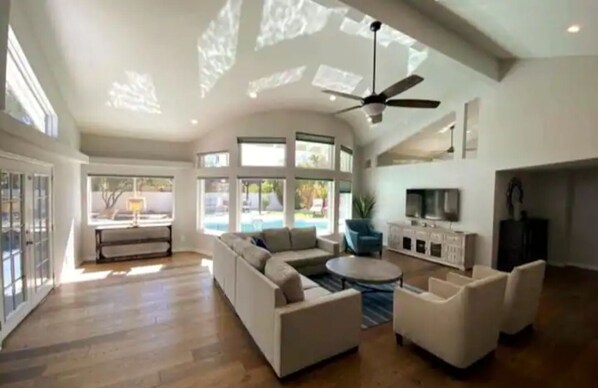 スマートテレビ