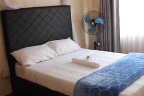 エグゼクティブ ダブルルーム | 遮光カーテン、アイロン / アイロン台、WiFi (無料)