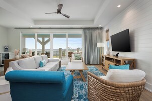 Jimmy Buffet Suite | Living area | 55-inch Smart TV with digital channels