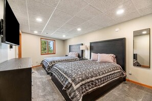 7 chambres, lit de bébé portatif, Wi-Fi, literie fournie