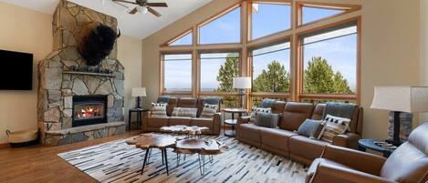 Télévision, cheminée